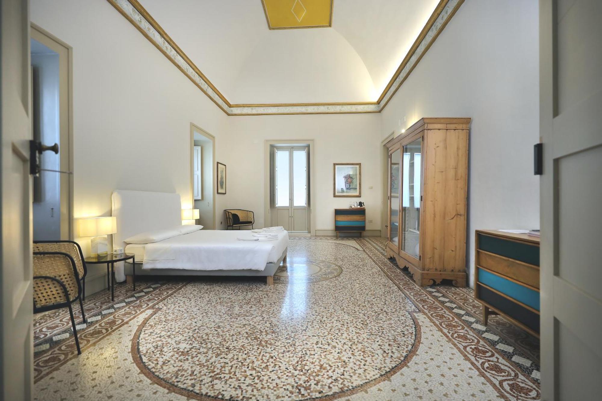 Palazzo Circolone Hotel Poggiardo Exterior foto